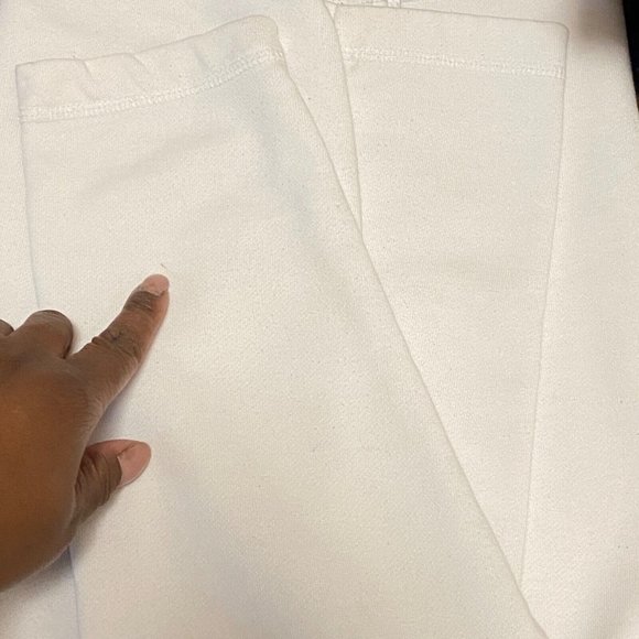 Mac & Jac Sport Women's White Crewneck Sweatshirt - Picture 8 of 9